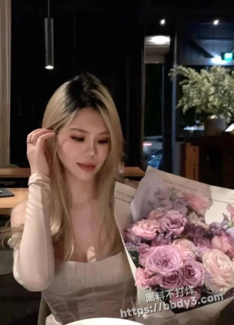 网友曝光  十年好友15