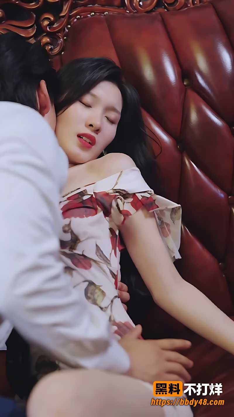 舌尖上的嫩模