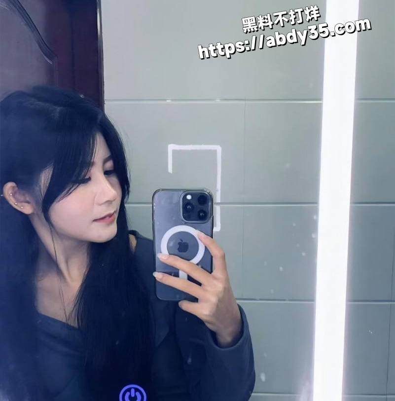 云南师范大学清纯女生.jpg5