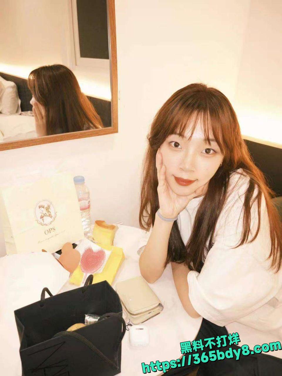 中国女留学生韩国写真6