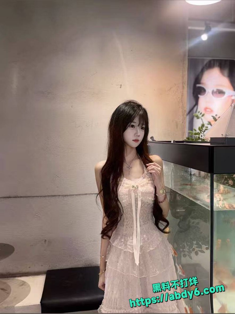河北美院清纯学姐李宇倬5