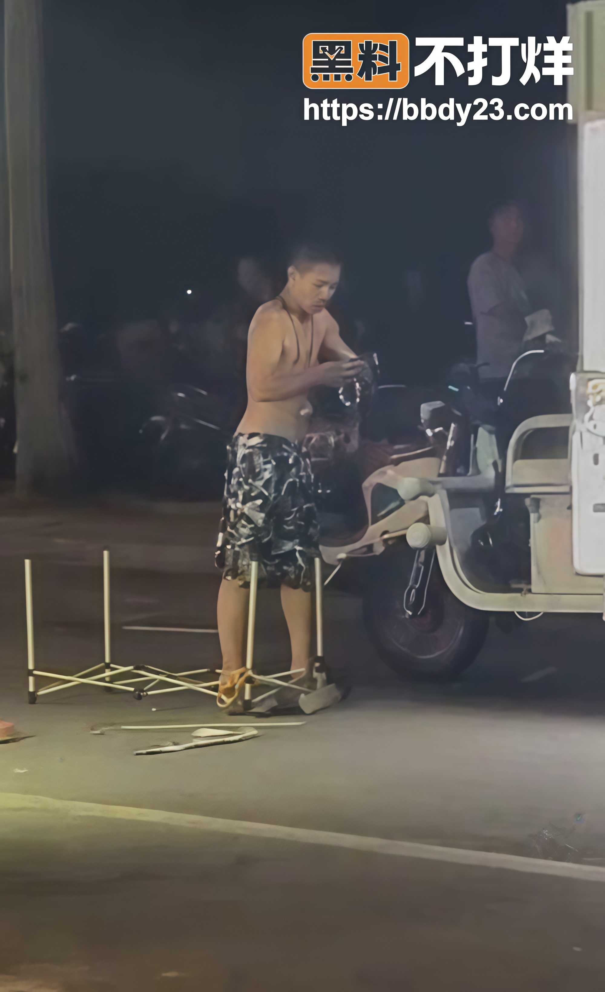 渔港公园莹莹茶档打架5