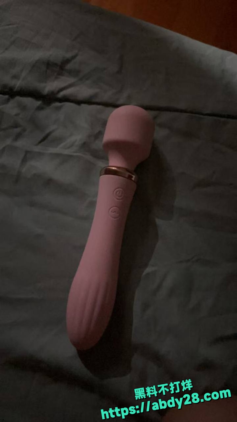 离婚少妇邱宇婷自慰视频13