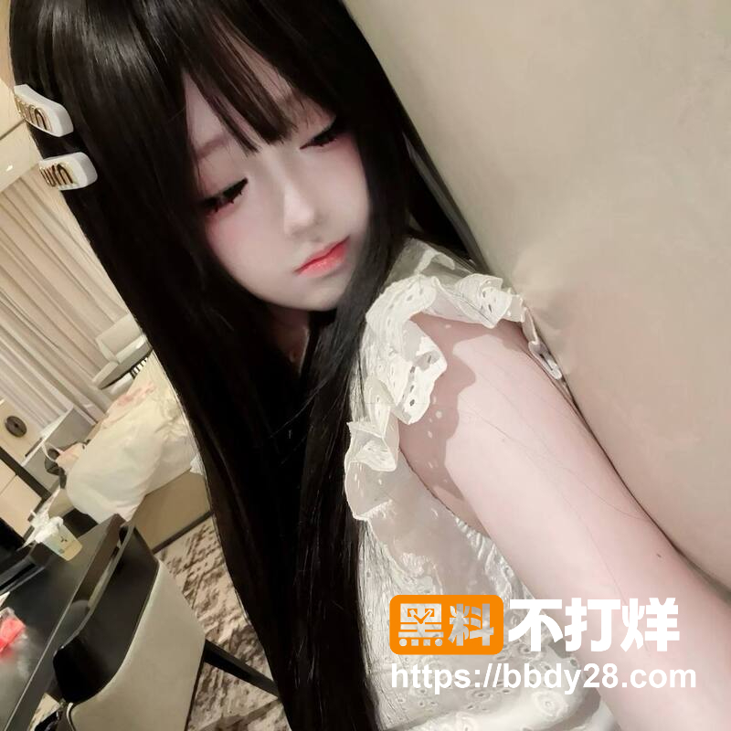 快手网红泪桥找金主做爱被偷拍4