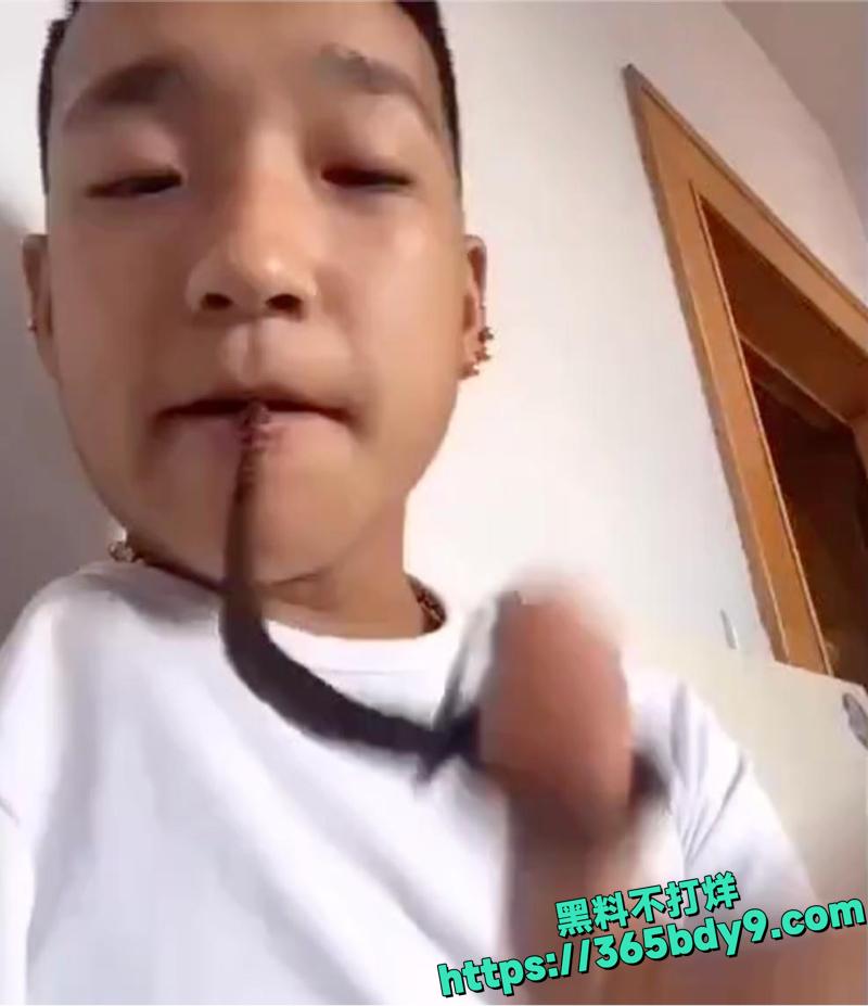 独臂胜哥快手早期吃播震撼全网5