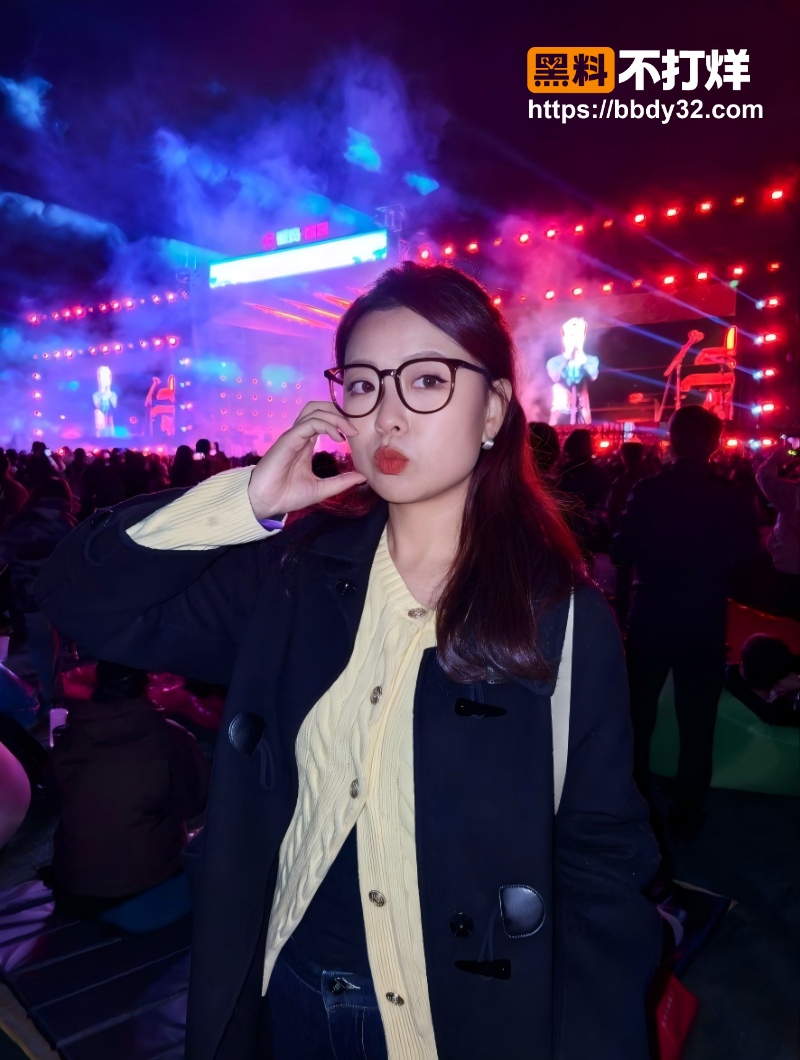 江西少妇王媛媛偷情视频1