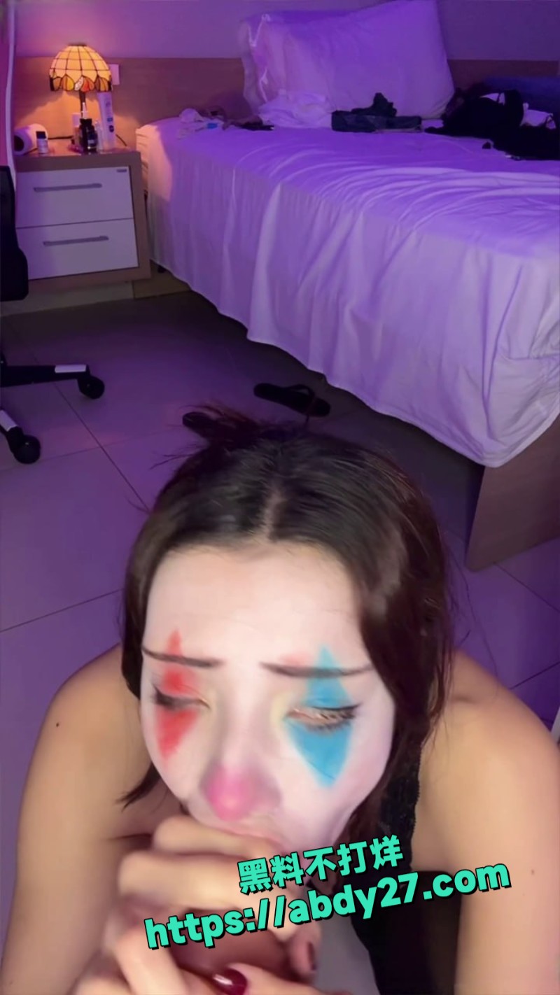 洋抖反差博主Voulezj7