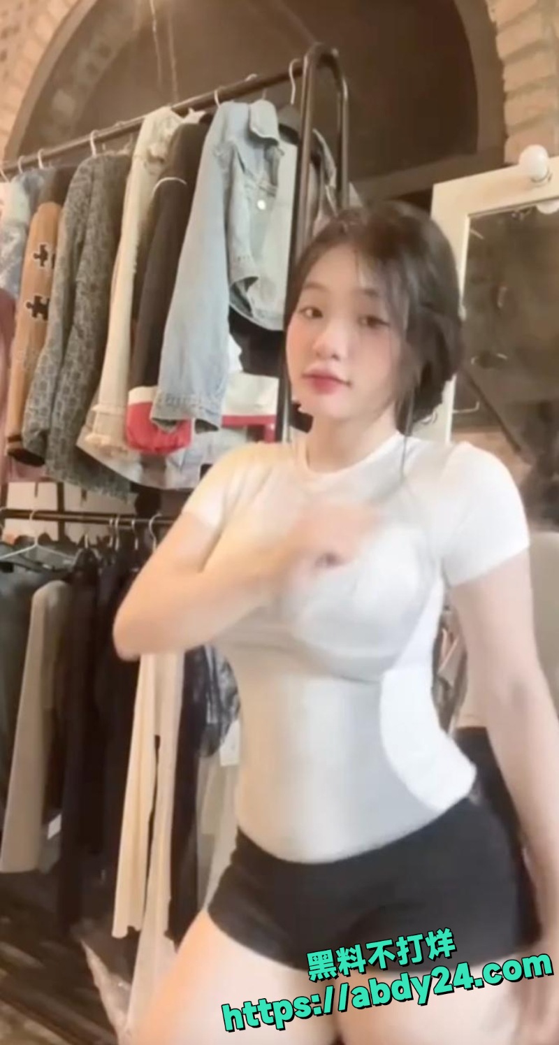 TikTok网红性爱视频泄露 5