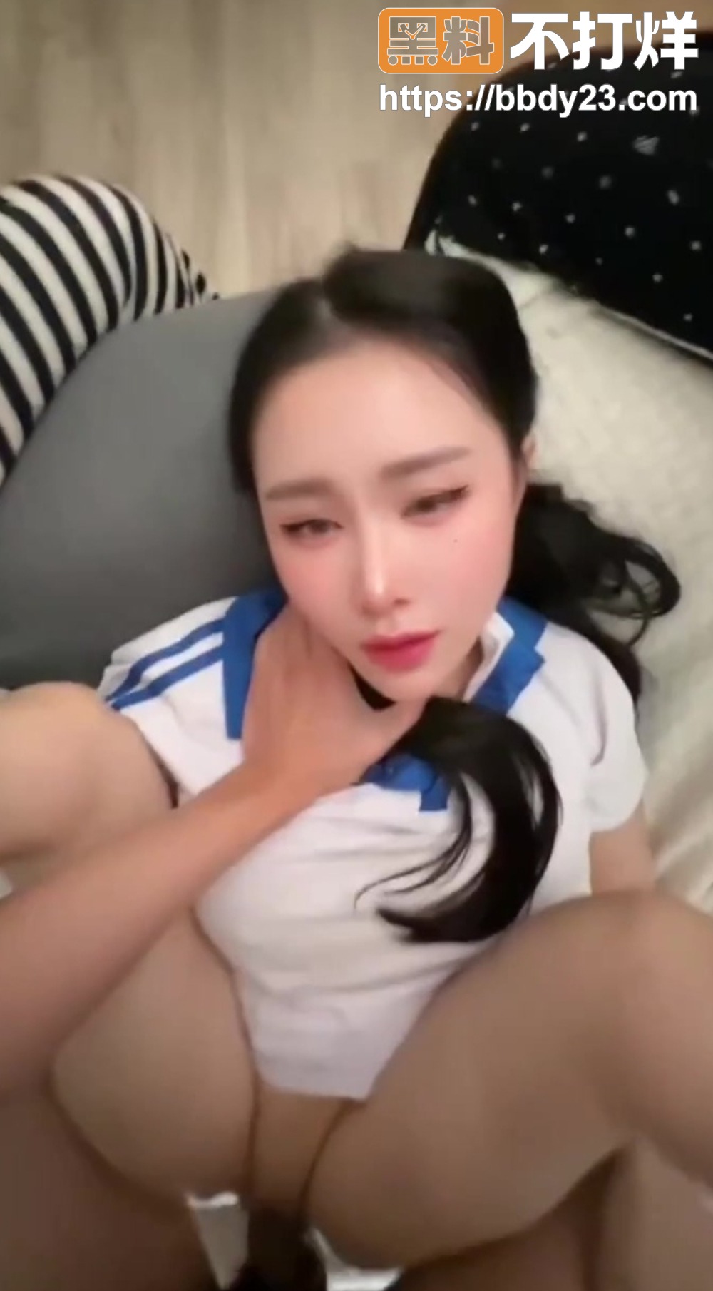 汐梦瑶闺蜜辅助性爱6