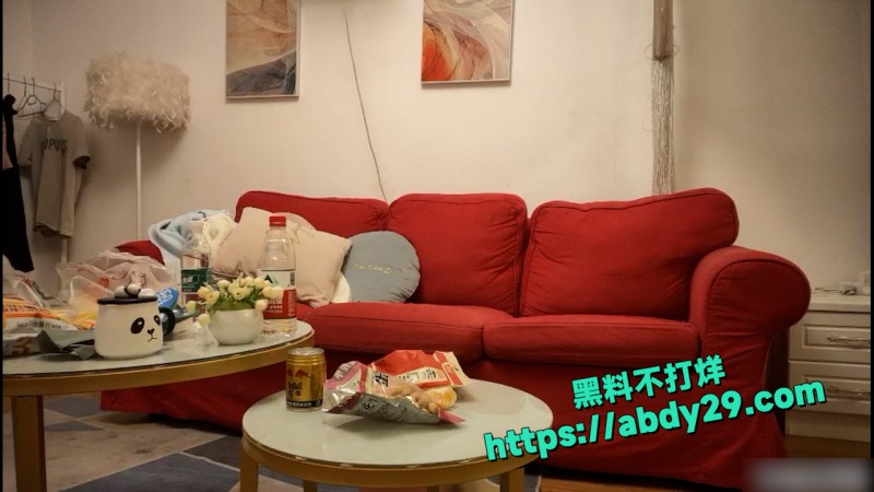 红牛助阵金发美腿小骚货 2