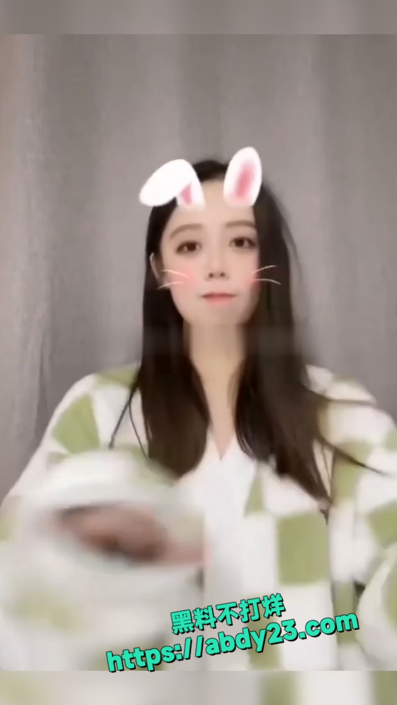 天津可爱女大学生李秋 2