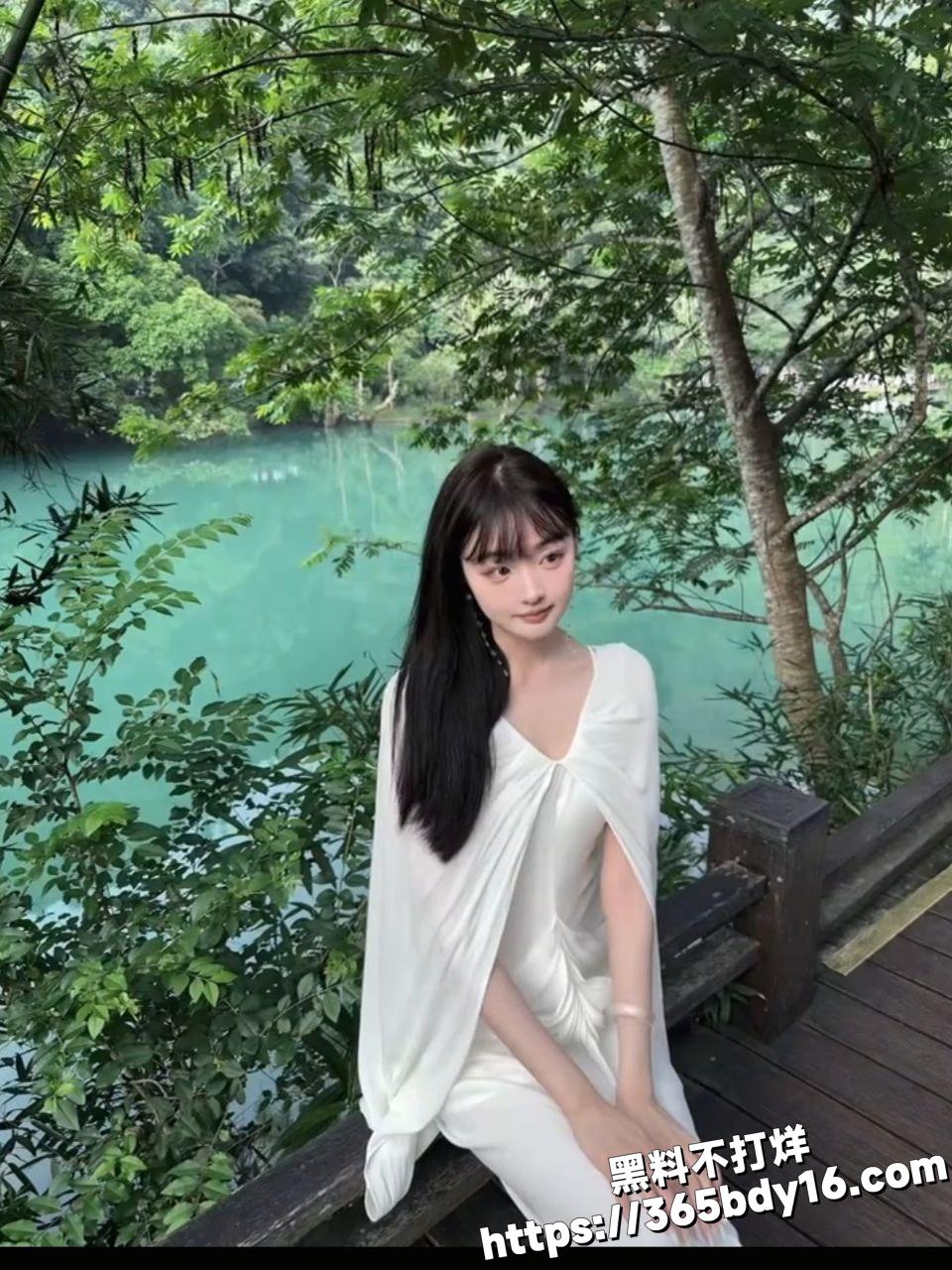 上海女大学生卖身5