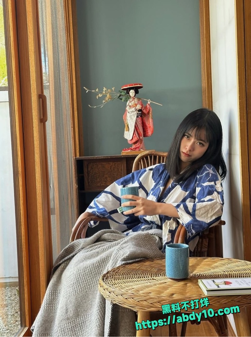 小网美茹芸前男友泄密 3