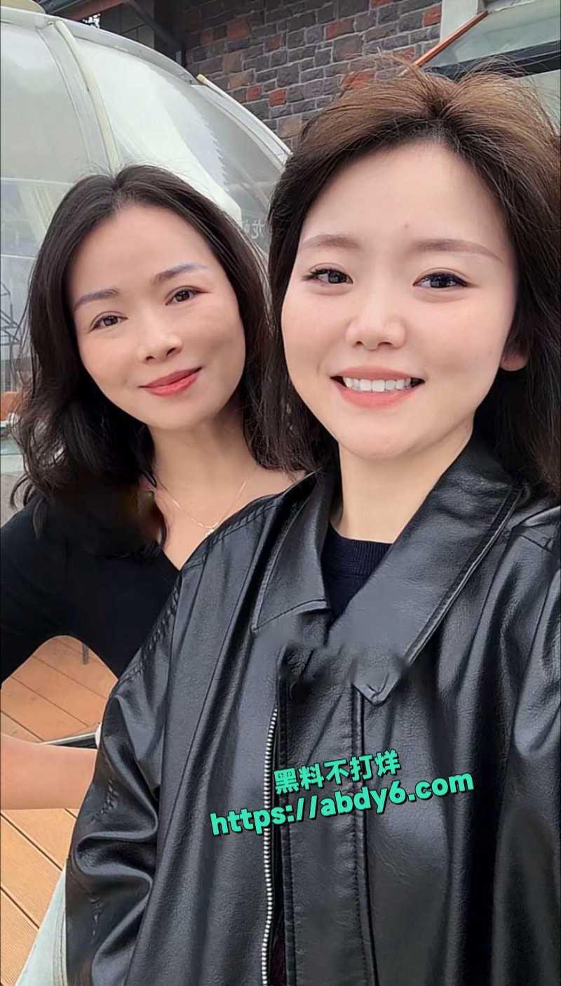 抖音石头哥前妻现任两女共侍一夫 11