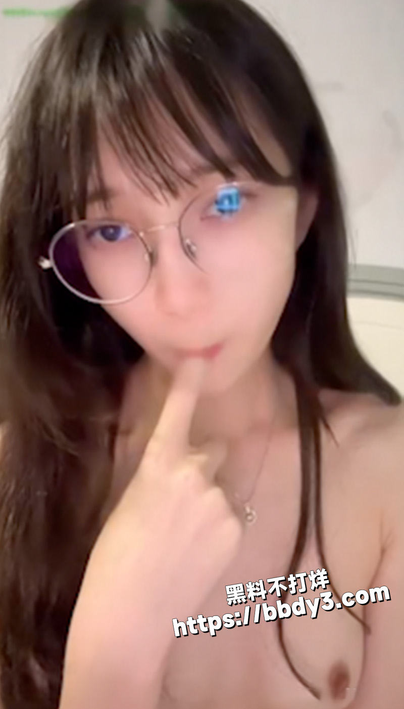 网红 语宁宁宁.jpg3