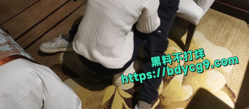 遵义市绿奴公务员奉献老婆25