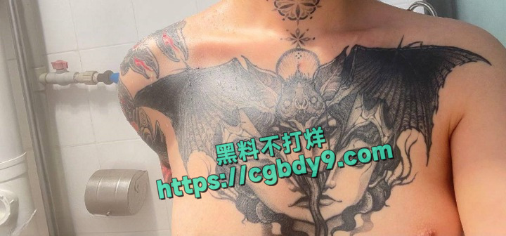 抖音lee李李 纹身师店老板娘性爱视频流出2 (3).jpg