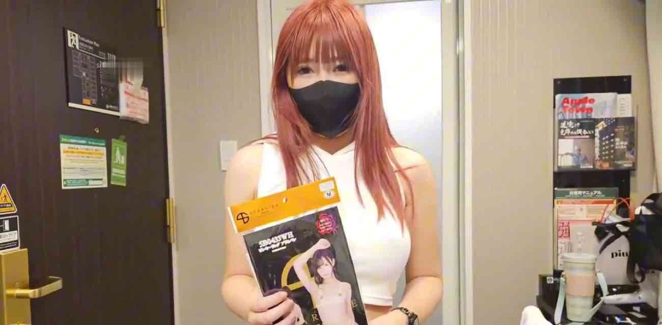 户外露出博主小小Q穿上情趣衣街头夜游 大奶肥臀白虎全开 刺激爆表