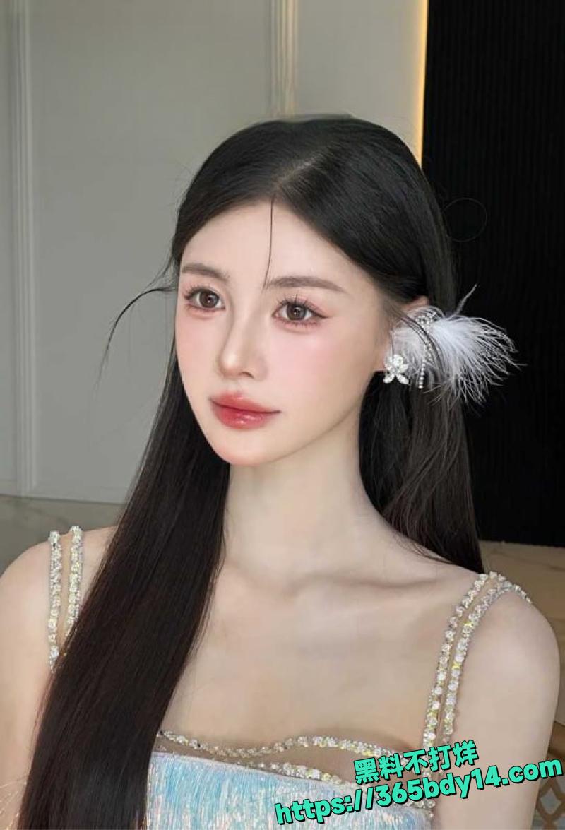 COCO直播新娘化妆意外露点4.