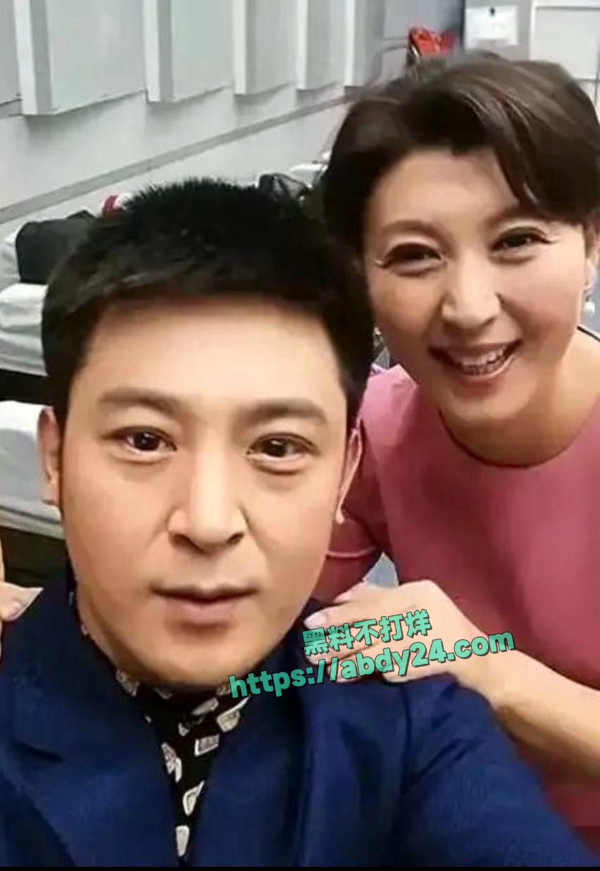 演员闫学晶哭穷事件持续发酵 21