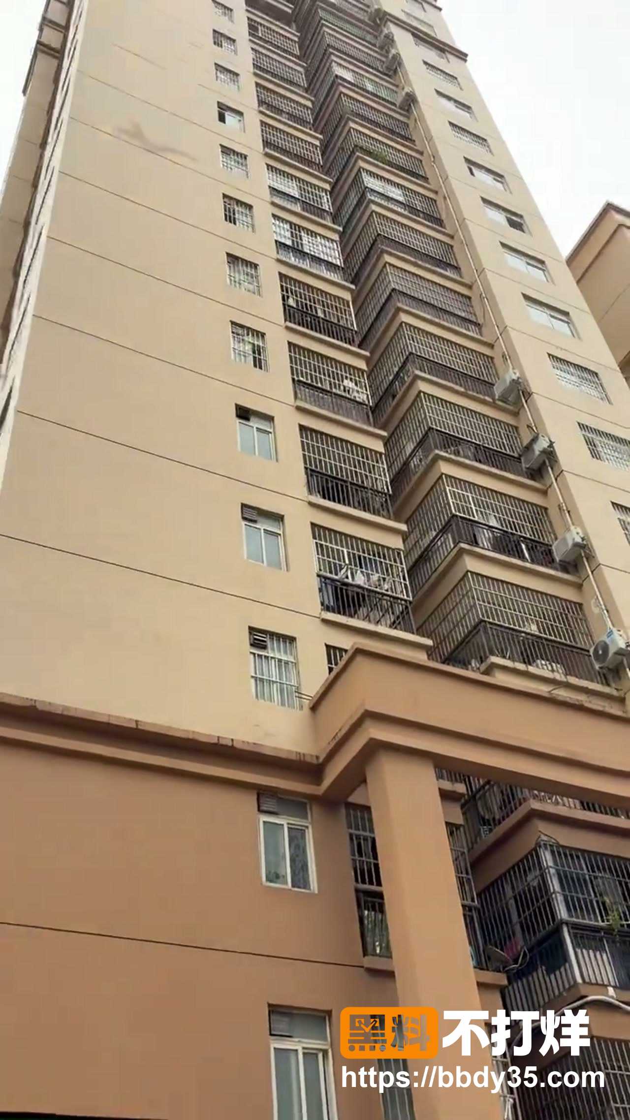 南宁跳楼8