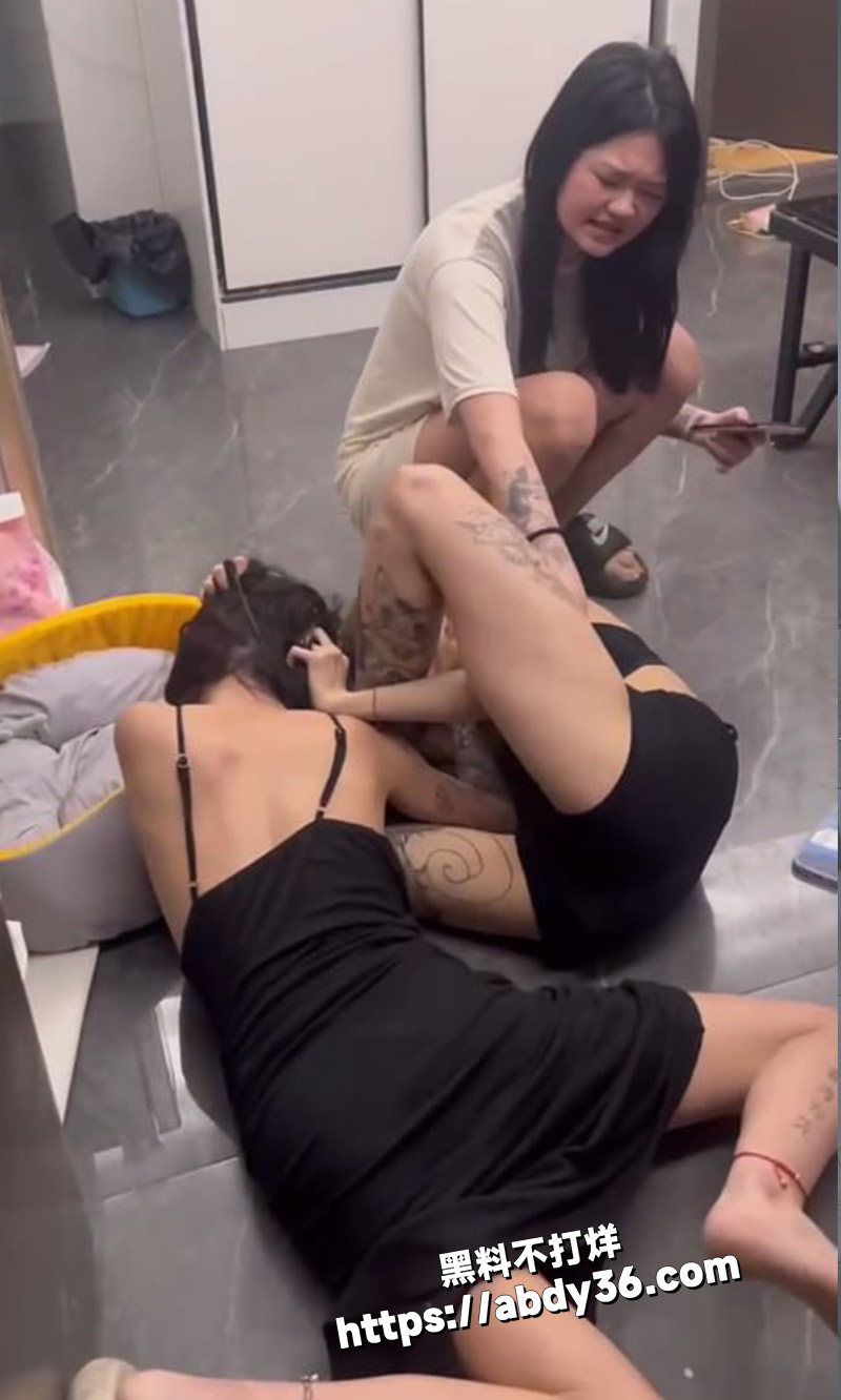 2.18潮汕精神小妹打架.jpg9