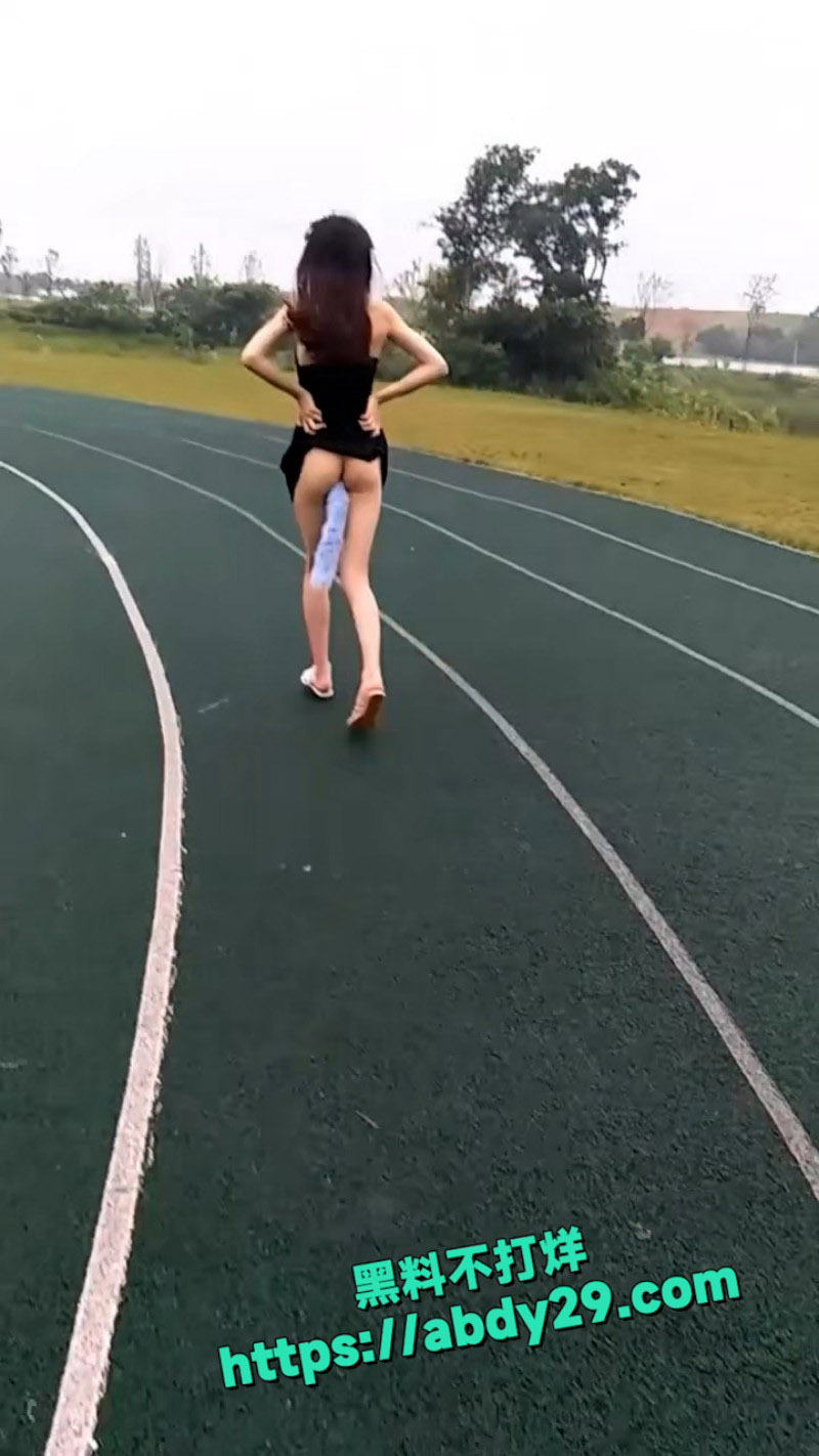 江苏某学校性感尤物 12