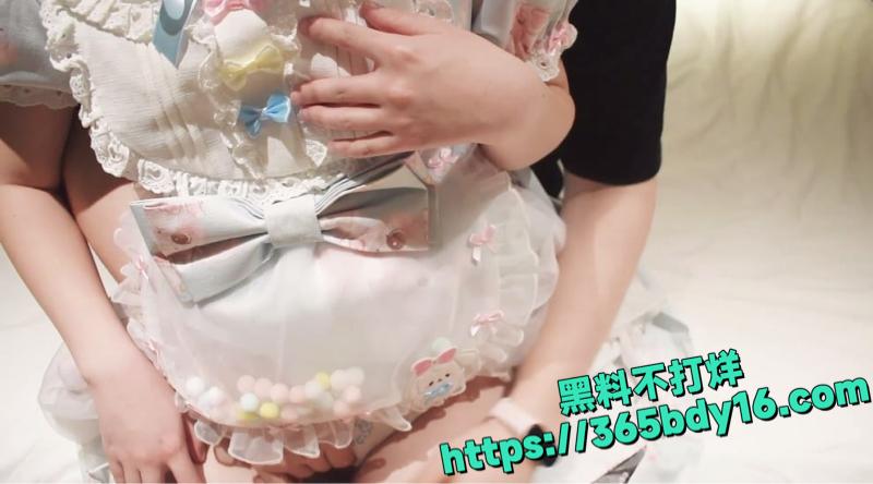 小兔叽白虎萝莉金主视频 1.