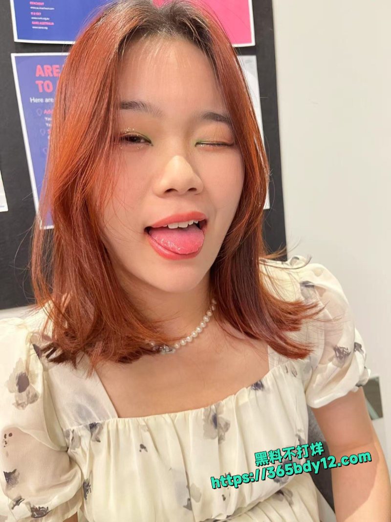 山东骚逼女友周利霞喜欢走光和到处约炮4