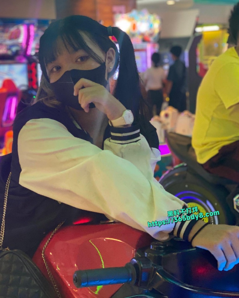 超可爱齐刘海黄语婧6
