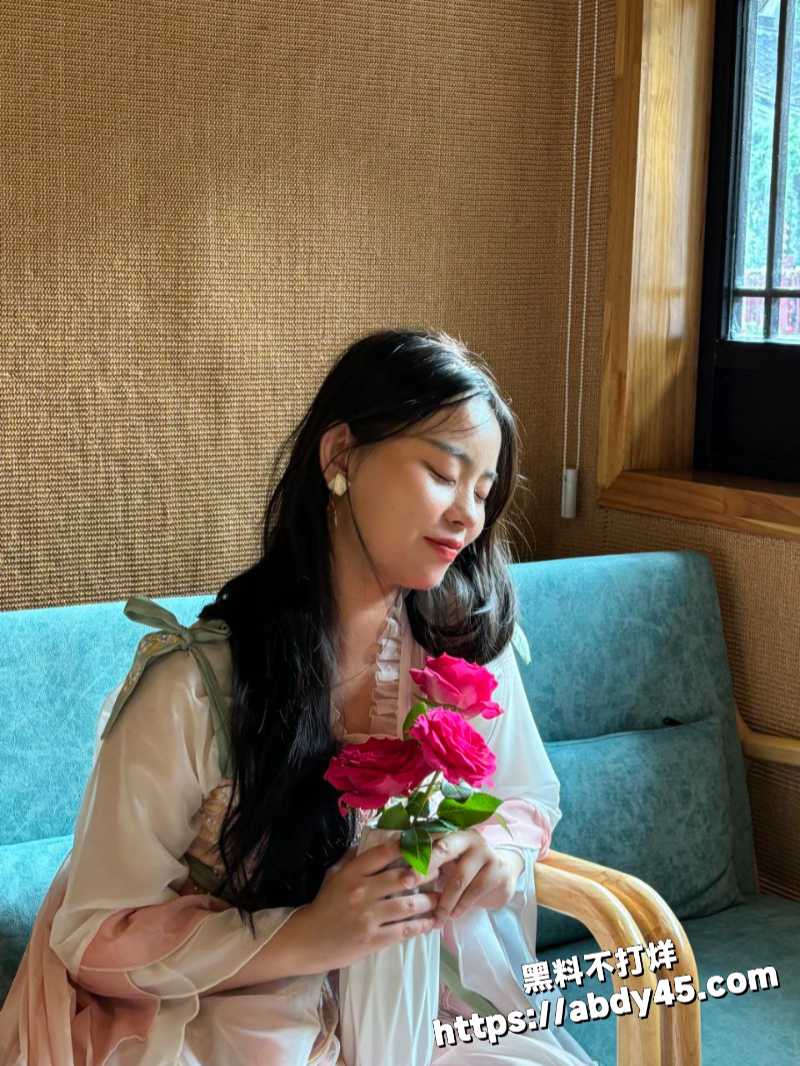 女上位弹力摇大奶4