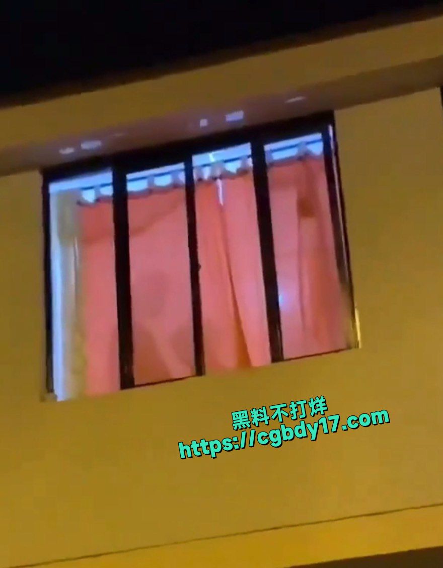 看见妻子出轨男人留下感动的泪水4
