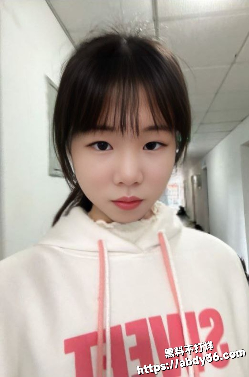 日本反差学生妹裸贷视频泄漏3
