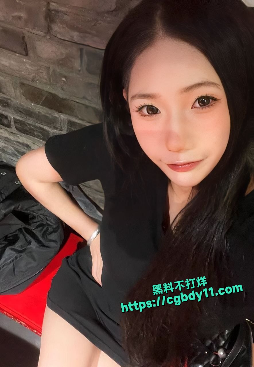 广西民族大学极品嫩妹吴芷舒 (3)