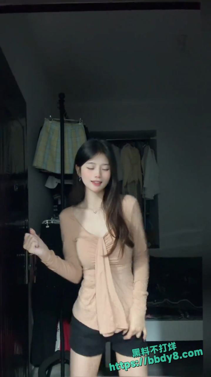 der怡 AI脱衣14