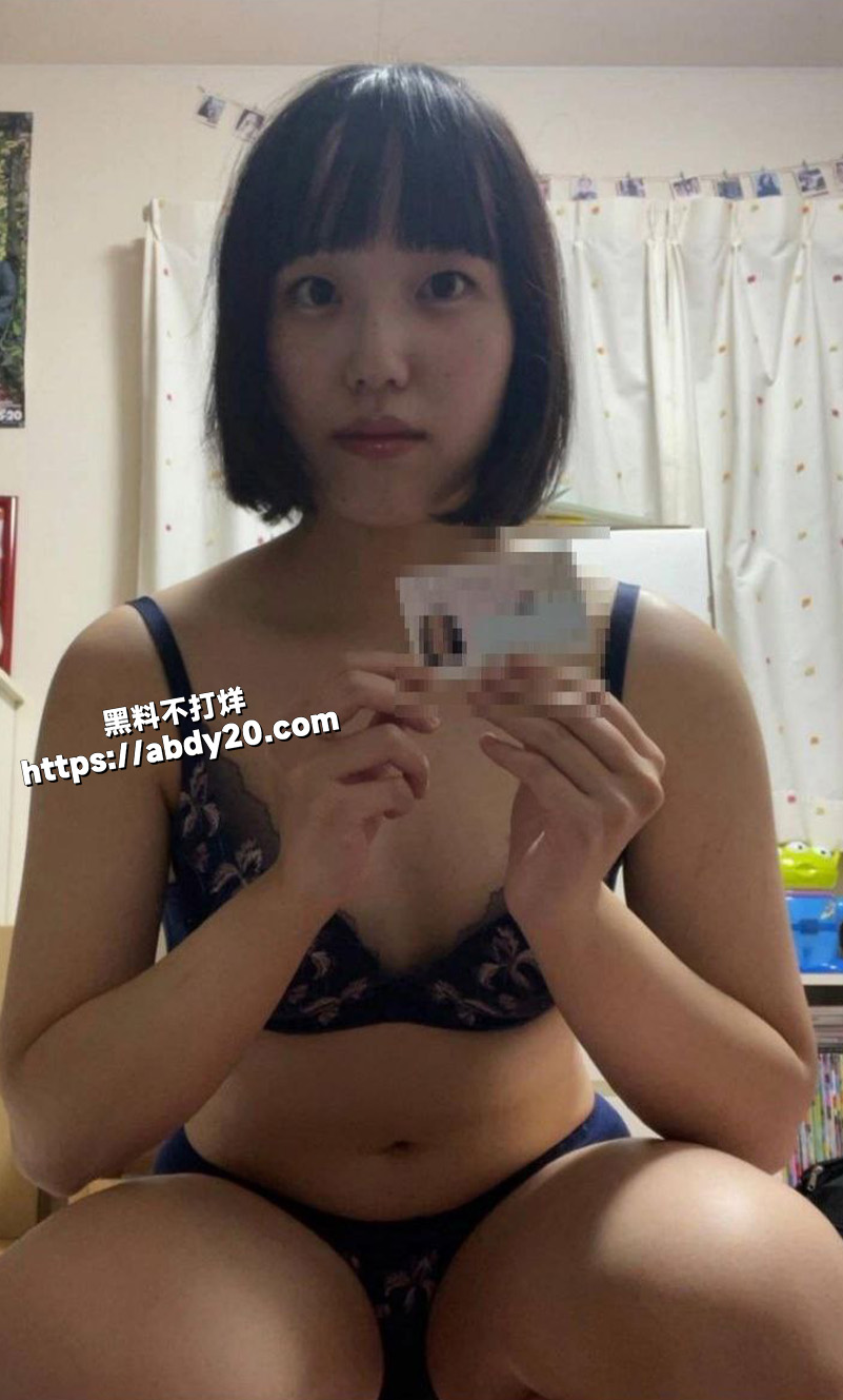 日本短发清纯妹子