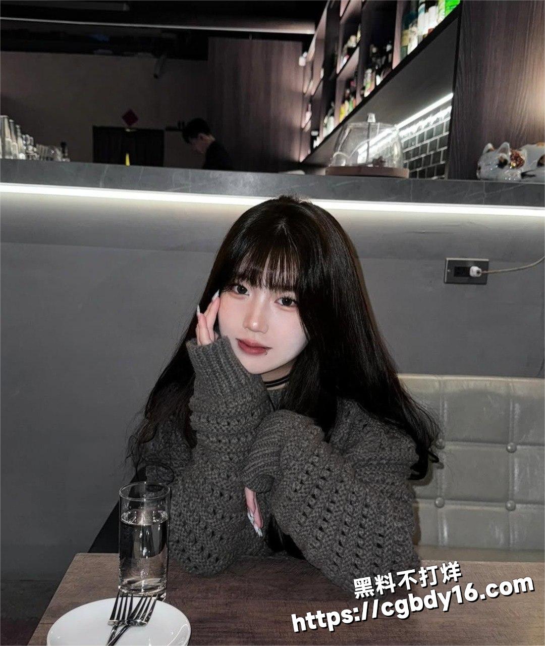 IG 1.2万粉丝小网美2