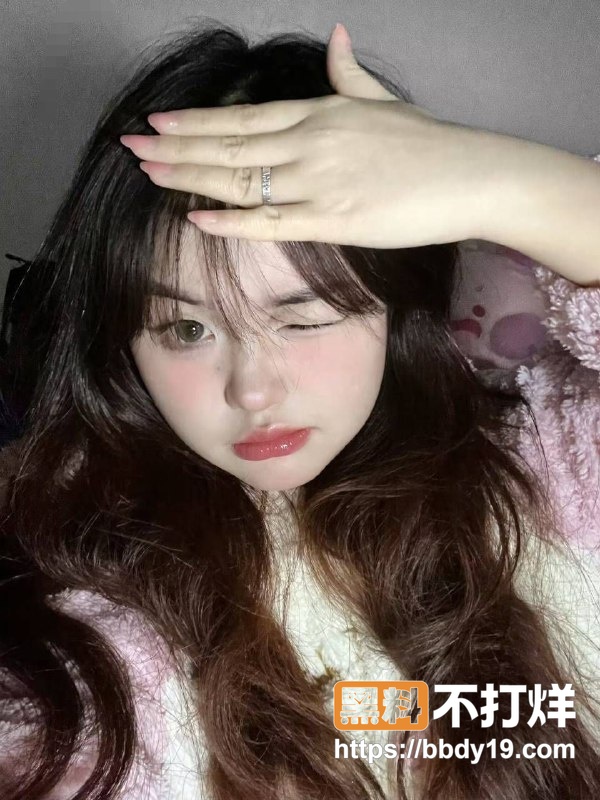 青岛大学生孙婷20