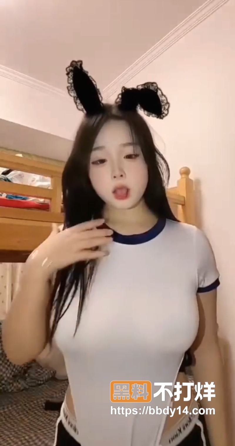 抖音萝莉女神兔兔不乖哦5