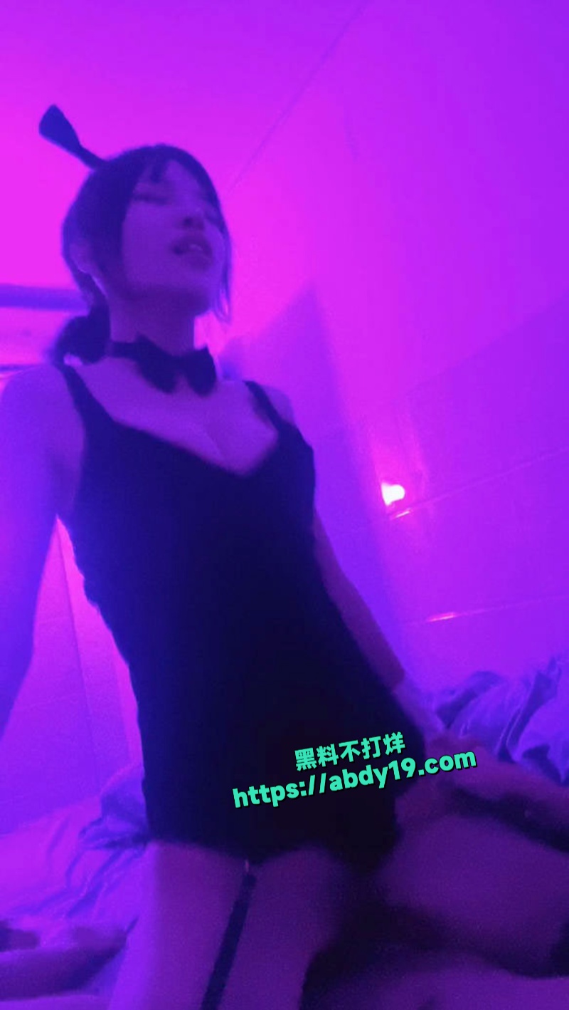 卖淫女接客的一天 10