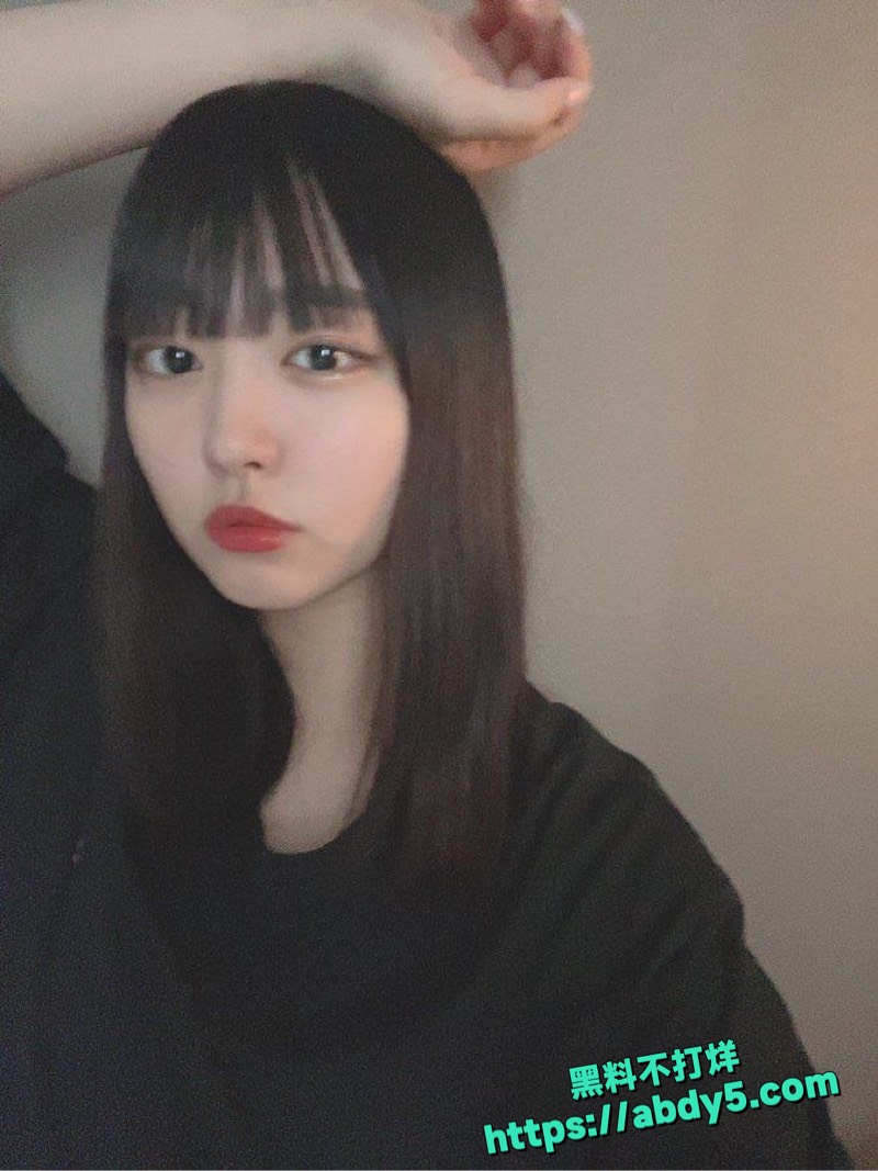 超美日本女美少女私密做爱全程火辣诱惑4