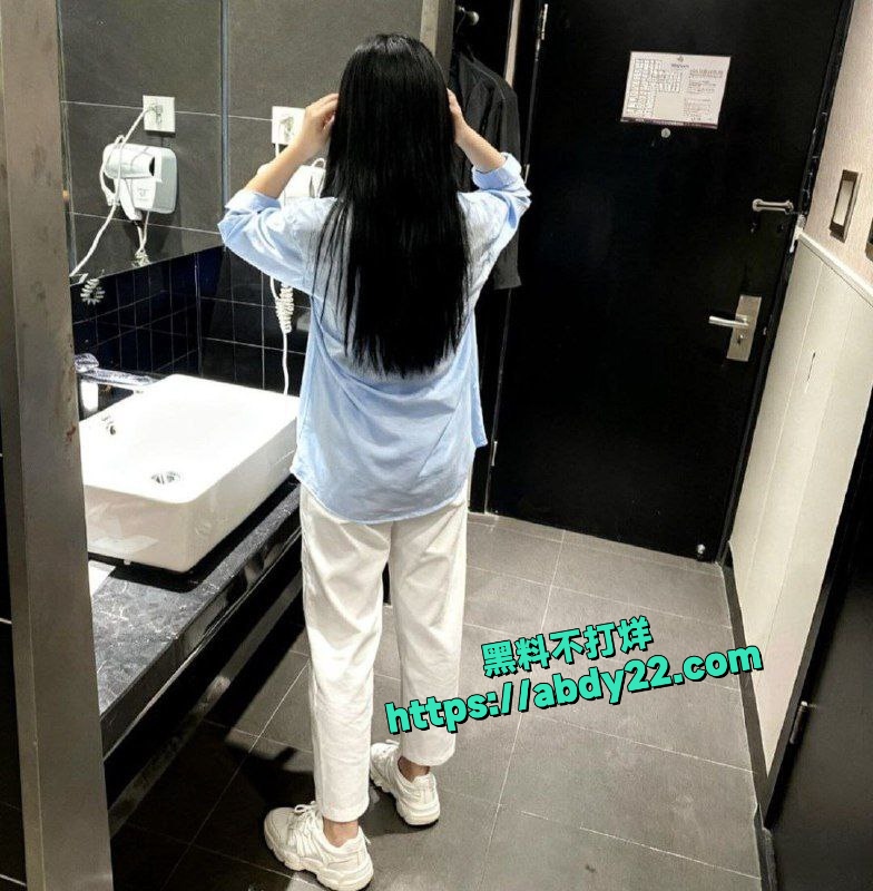 素人美女性爱视频流出 2