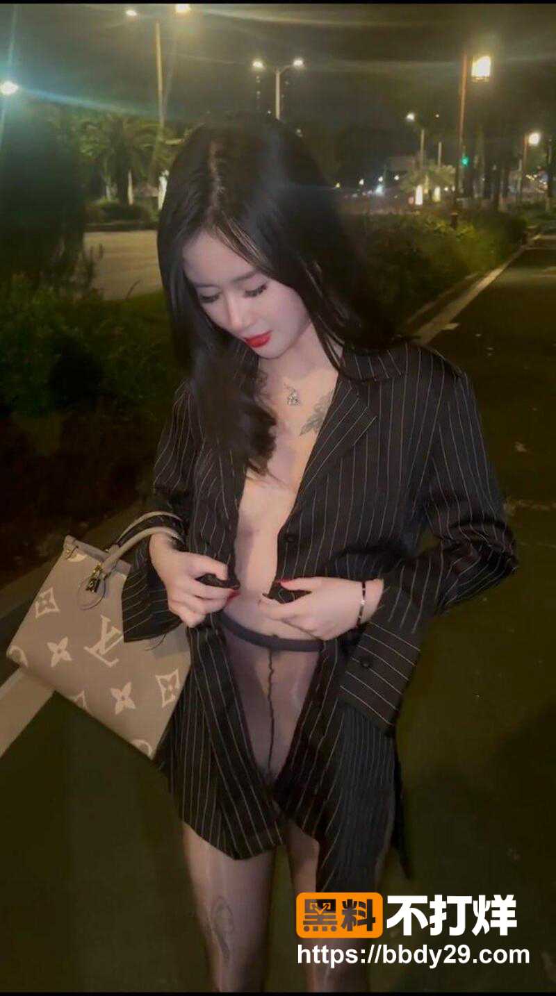 广佛深第一楼凤反差婊骚母狗淫乱少妇1