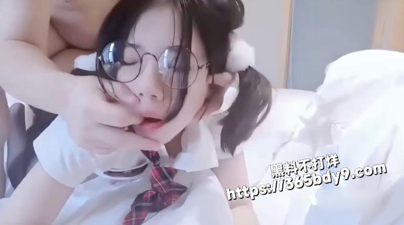 拜金女被富哥爆操10