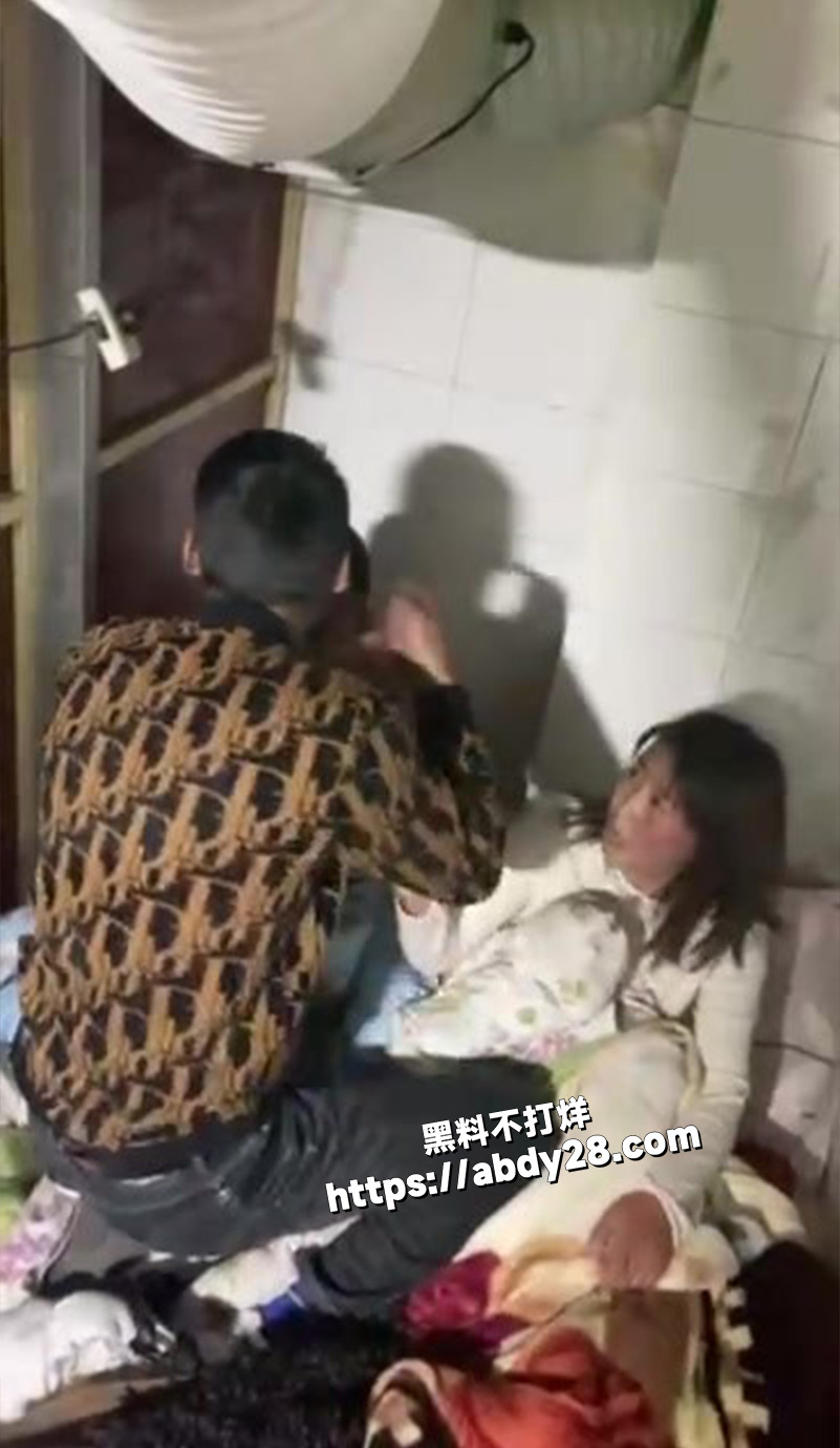骗外出打工妻出轨8
