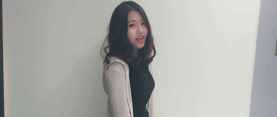 漂亮美女模特柯X伊被摄影师潜规则