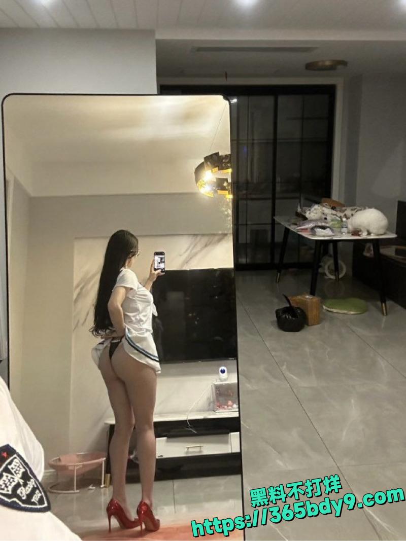 微密圈绝色女神私拍泄露 5