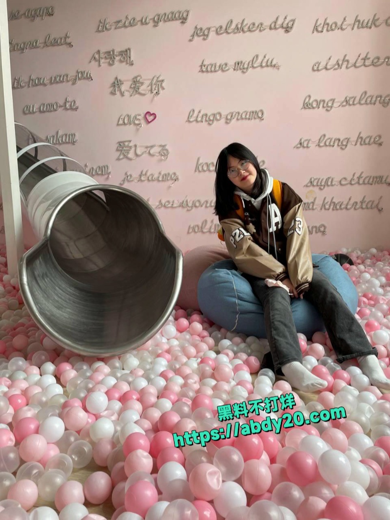 华东师范大学彭晨性爱视频曝光 4