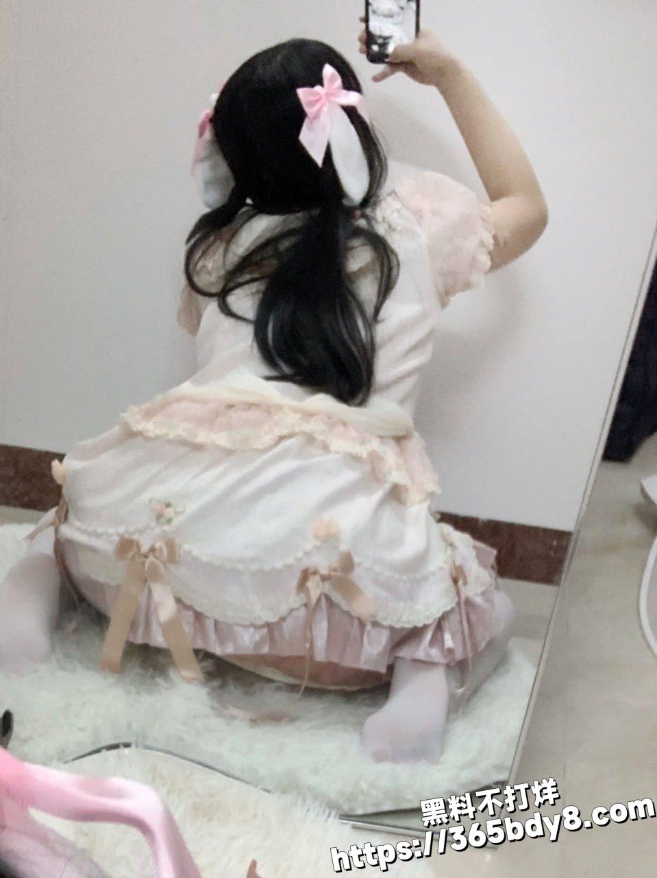 高中生嫩妹私拍9