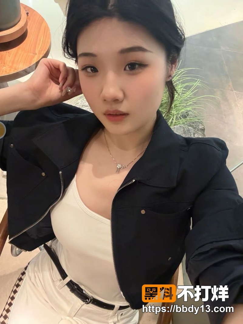 天津大学研究生杨鑫苑19